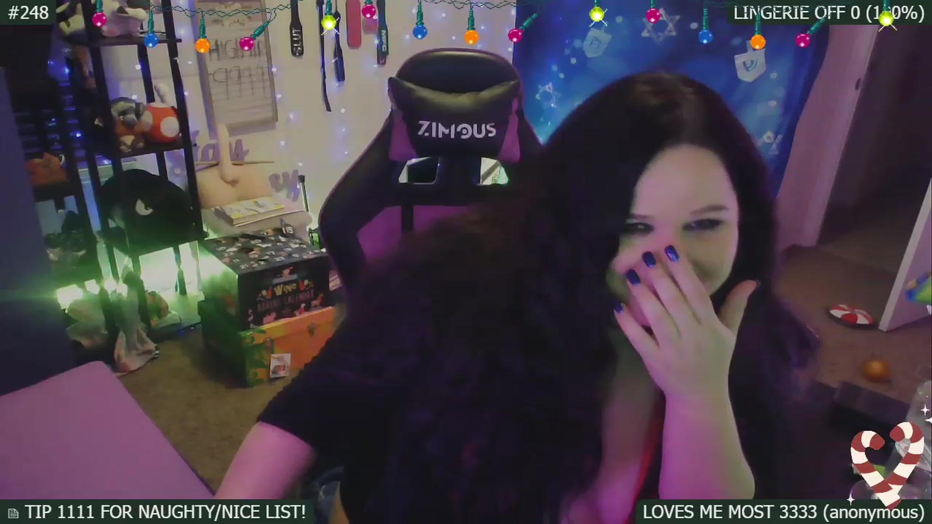 Gallery image thumbnail from HanukkahHoe's myfreecams stream on, 12/25/2022, 05:51 image 3 of 20