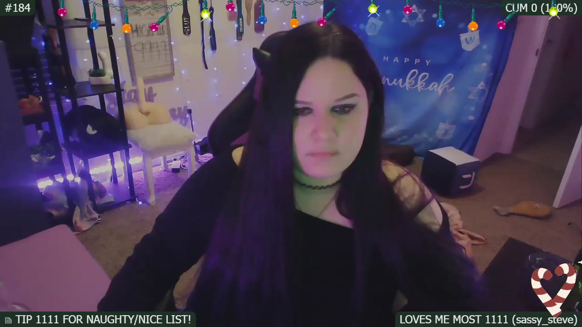 Gallery image thumbnail from HanukkahHoe's myfreecams stream on, 12/26/2022, 09:18 image 20 of 20