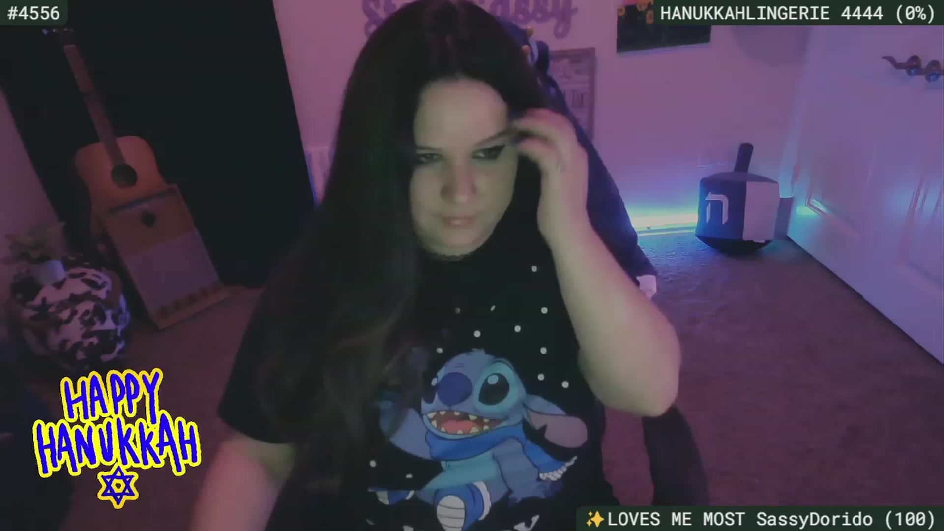Gallery image thumbnail from HanukkahHoe's myfreecams stream on, 12/09/2023, 04:54 image 16 of 20