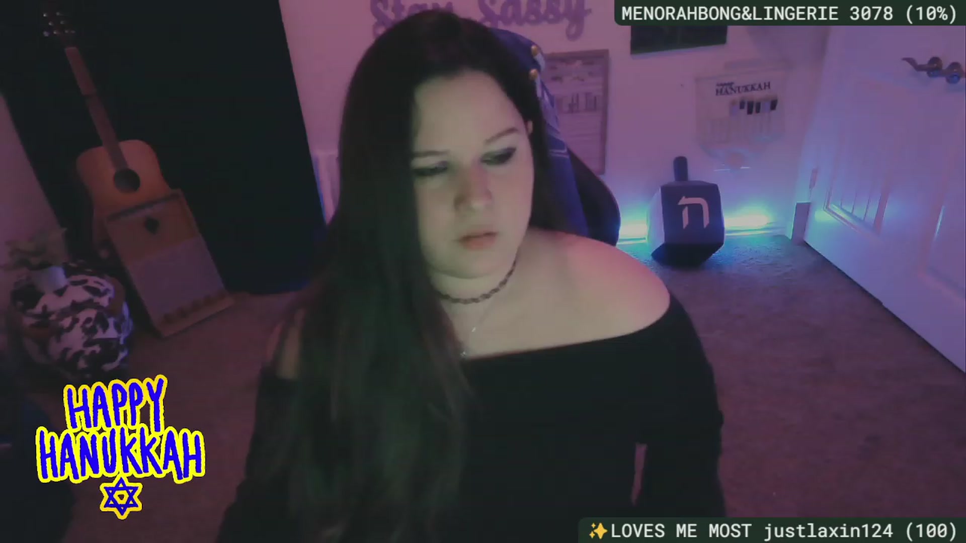 Gallery image thumbnail from HanukkahHoe's myfreecams stream on, 12/12/2023, 04:13 image 10 of 20