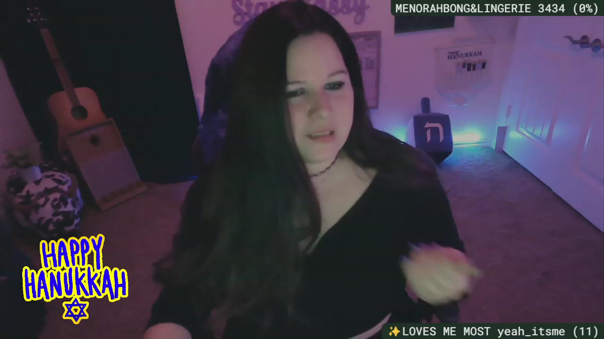 Gallery image thumbnail from HanukkahHoe's myfreecams stream on, 12/12/2023, 04:13 image 4 of 20