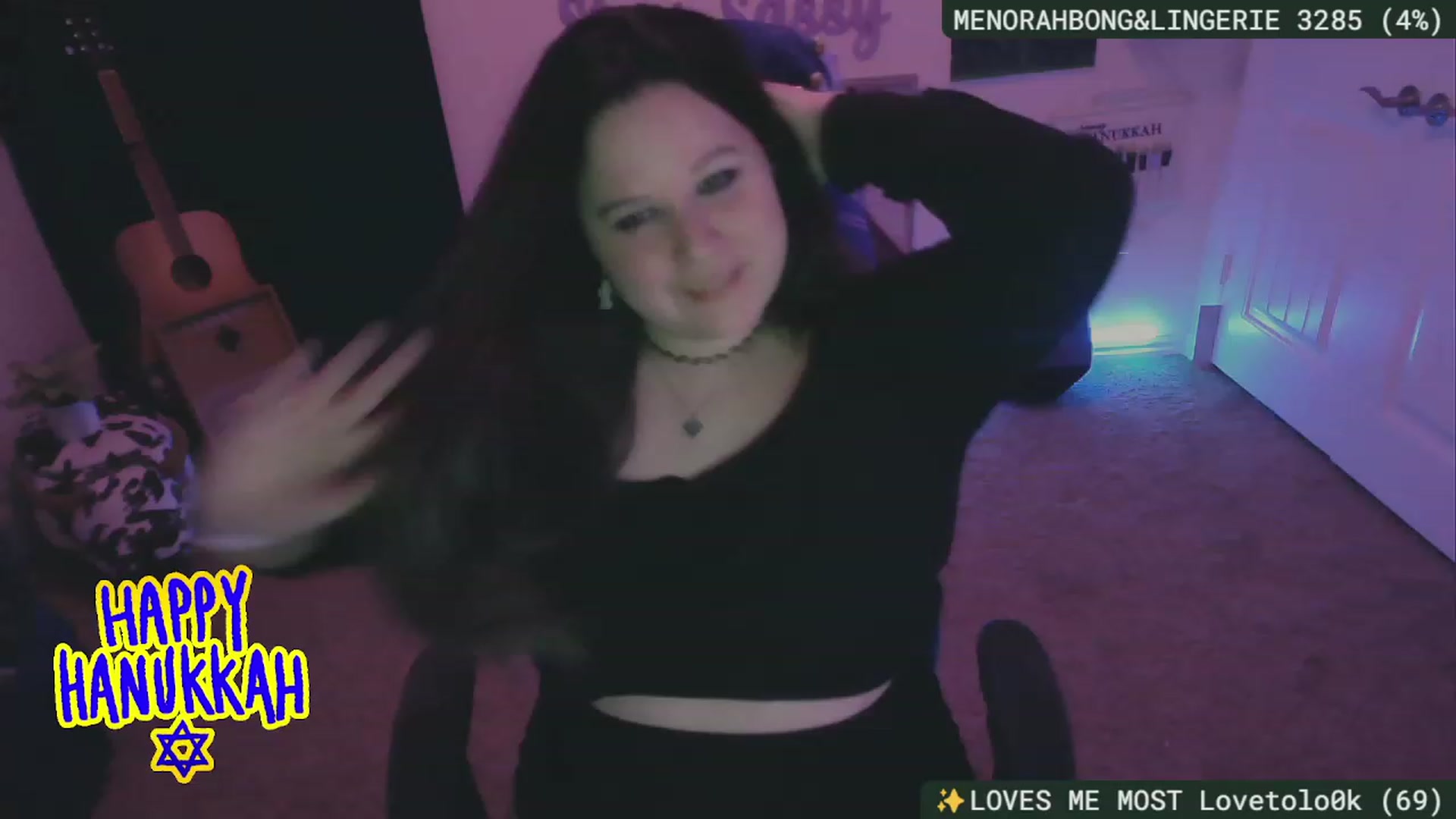 Gallery image thumbnail from HanukkahHoe's myfreecams stream on, 12/12/2023, 04:13 image 6 of 20