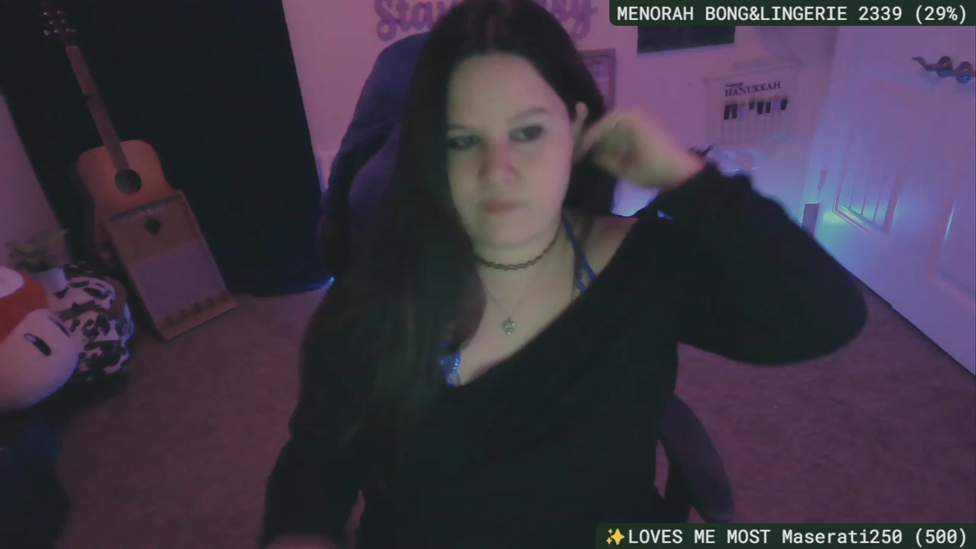 Gallery image thumbnail from HanukkahHoe's myfreecams stream on, 12/14/2023, 03:39 image 20 of 20