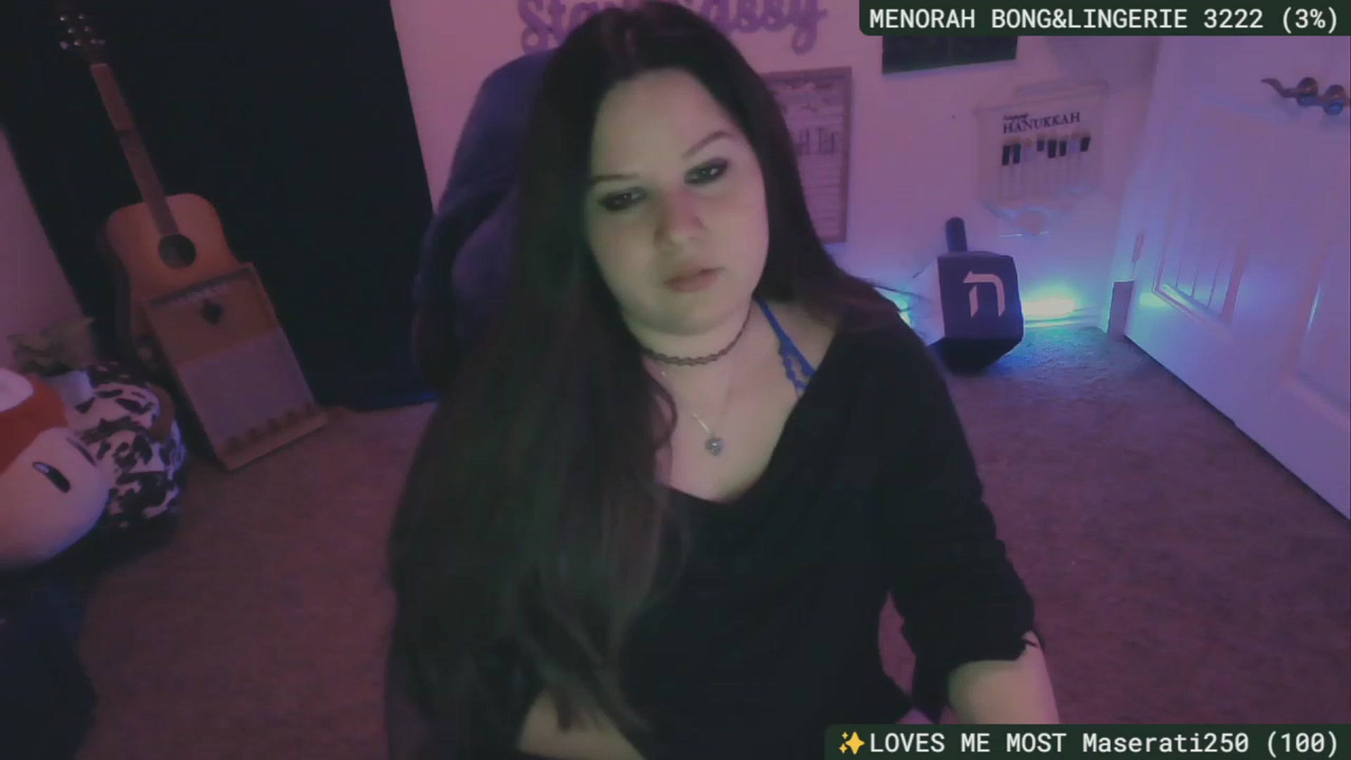 Gallery image thumbnail from HanukkahHoe's myfreecams stream on, 12/14/2023, 03:39 image 3 of 20