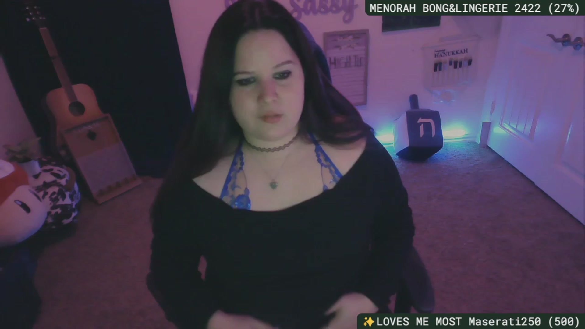 Gallery image thumbnail from HanukkahHoe's myfreecams stream on, 12/14/2023, 03:39 image 11 of 20