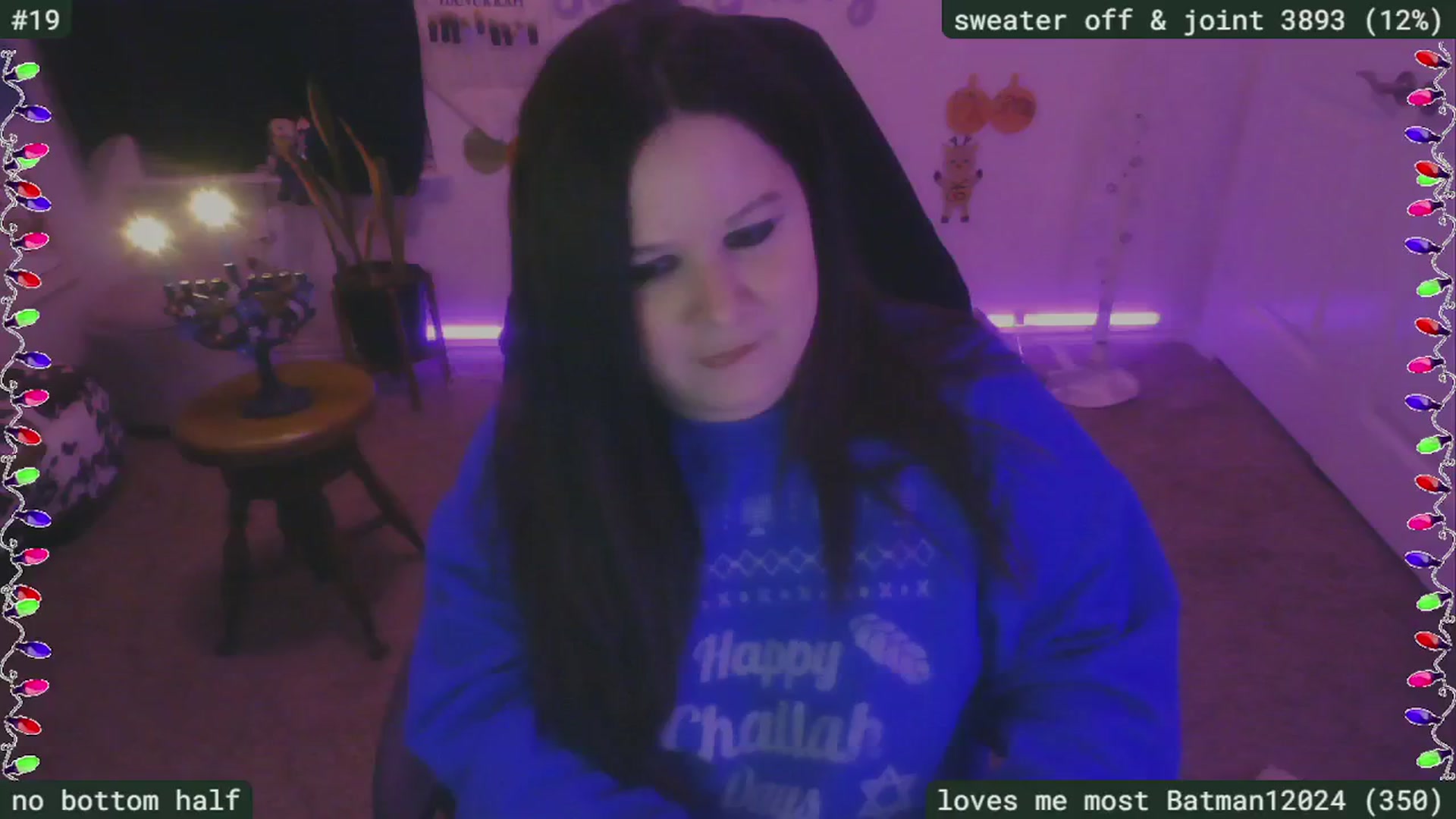 Gallery image thumbnail from HanukkahHoe's myfreecams stream on, 12/26/2024, 05:38 image 5 of 20
