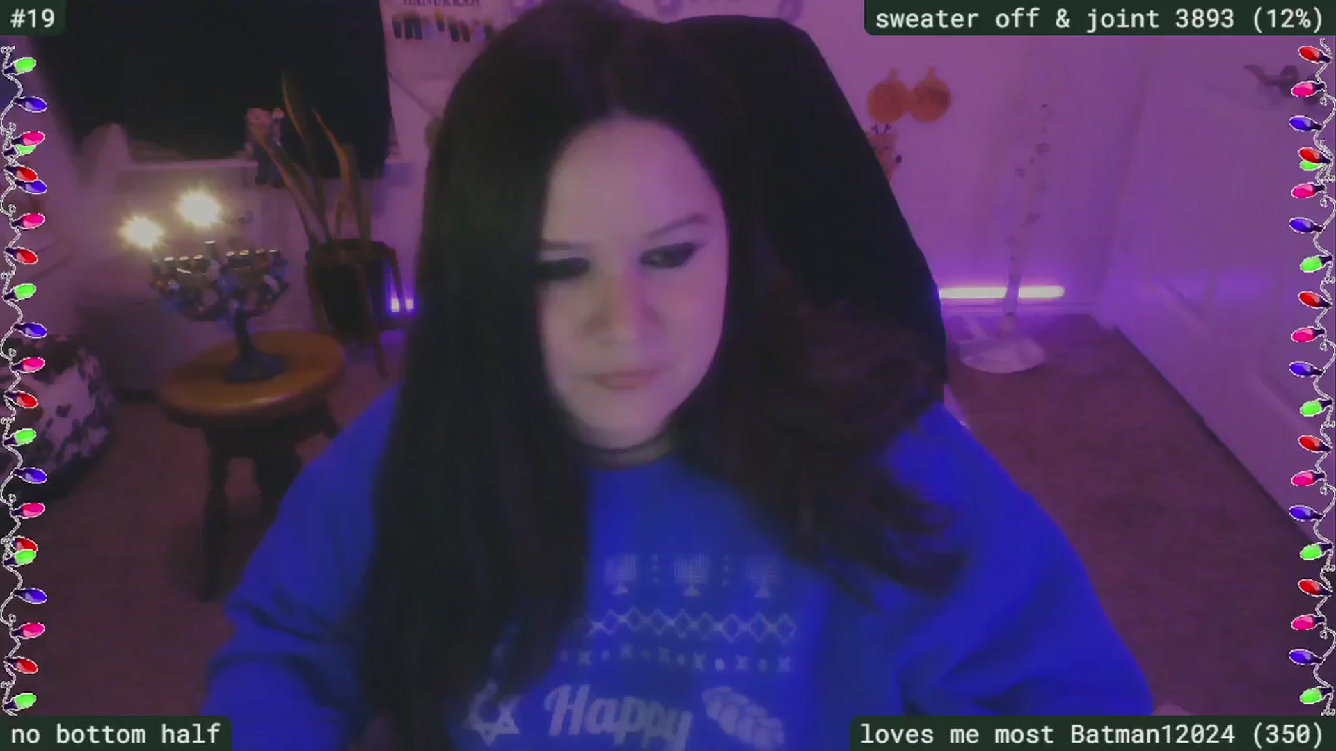 Gallery image thumbnail from HanukkahHoe's myfreecams stream on, 12/26/2024, 05:38 image 7 of 20