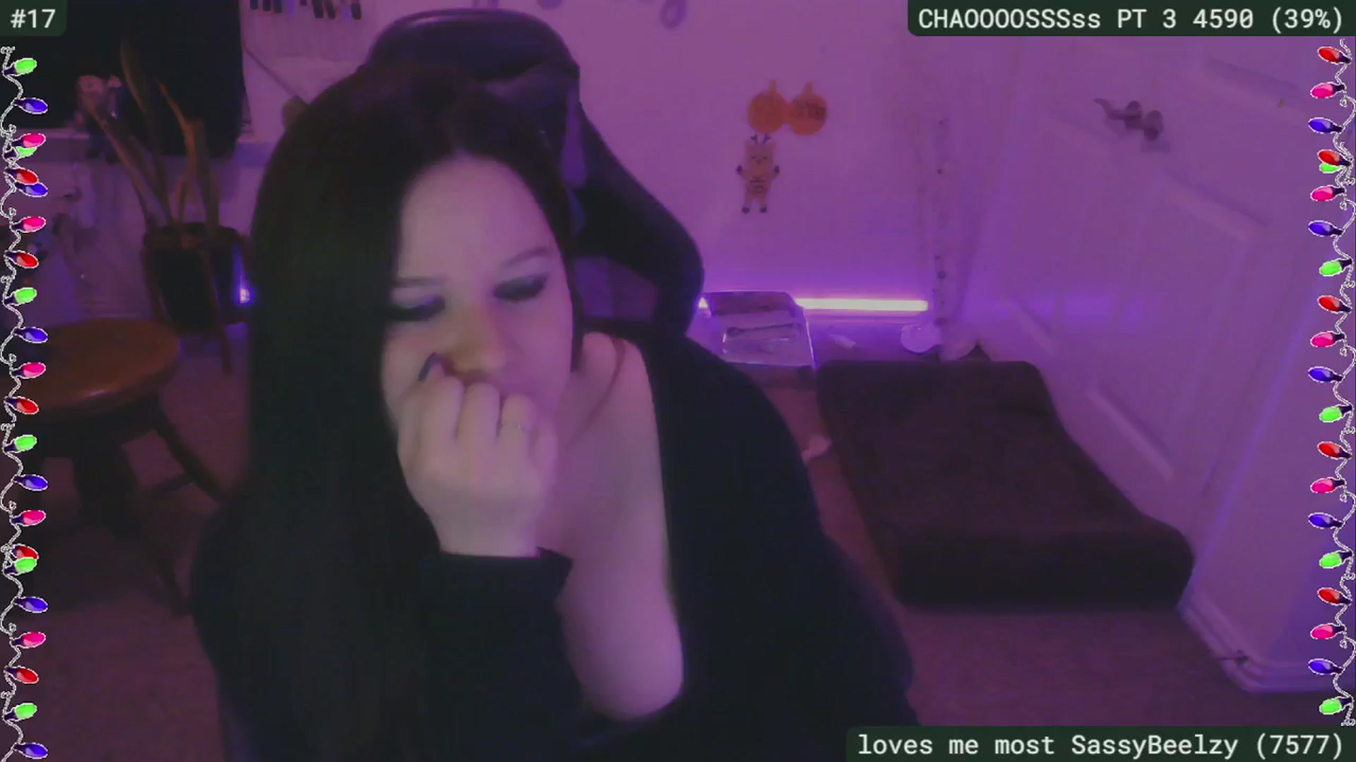 Gallery image thumbnail from HanukkahHoe's myfreecams stream on, 12/27/2024, 09:50 image 19 of 20