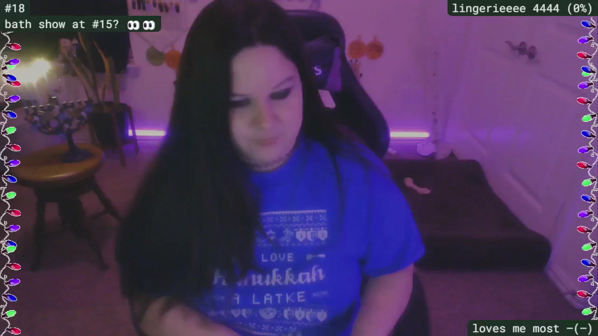 Gallery image thumbnail from HanukkahHoe's myfreecams stream on, 12/28/2024, 03:13 image 11 of 20