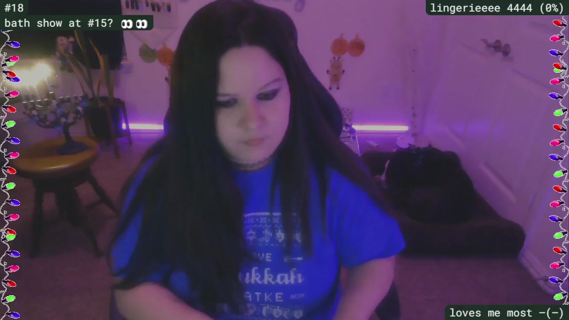 Gallery image thumbnail from HanukkahHoe's myfreecams stream on, 12/28/2024, 03:13 image 18 of 20