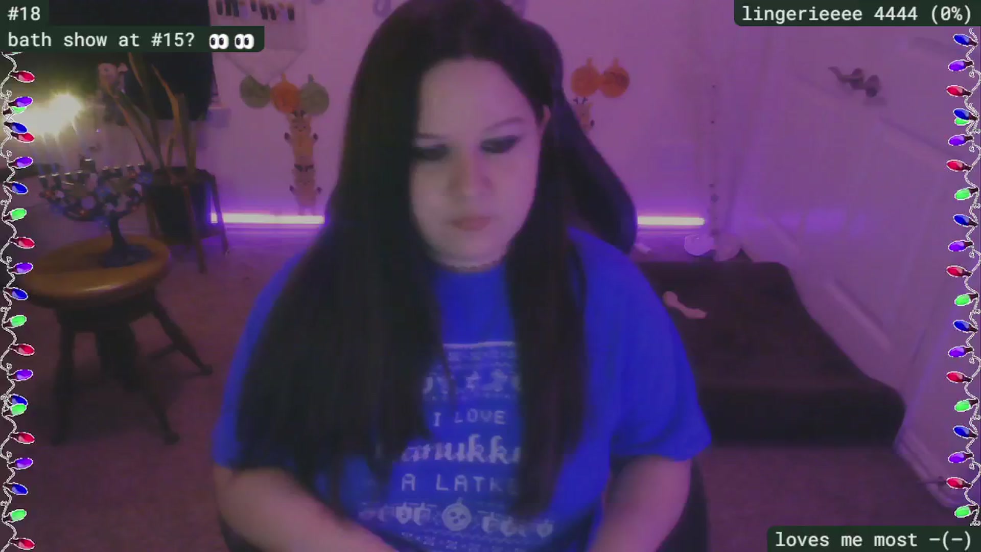 Gallery image thumbnail from HanukkahHoe's myfreecams stream on, 12/28/2024, 03:13 image 10 of 20