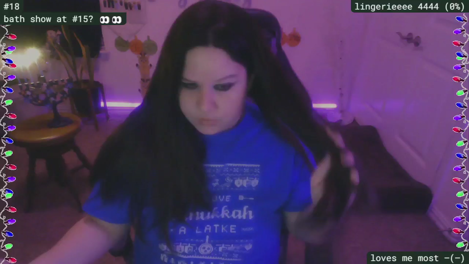 Gallery image thumbnail from HanukkahHoe's myfreecams stream on, 12/28/2024, 03:13 image 13 of 20