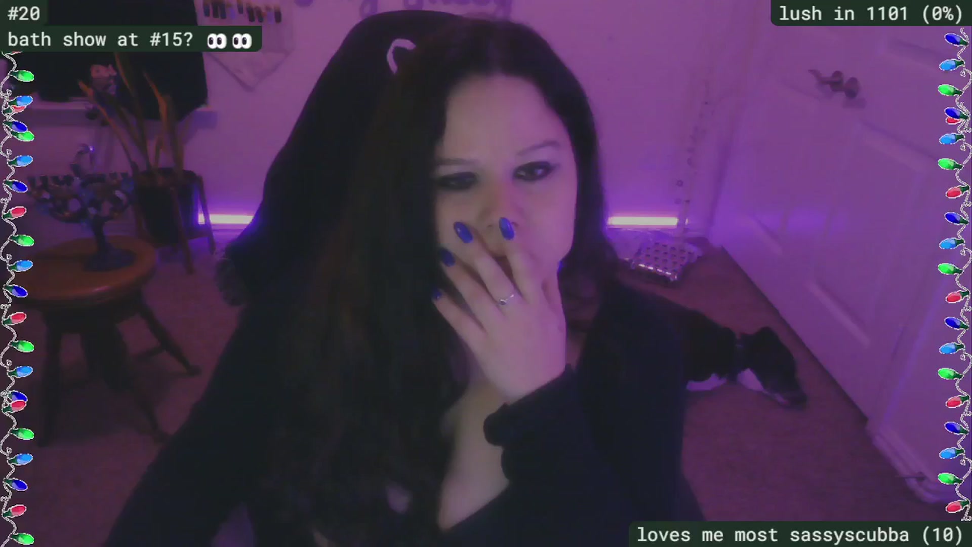 Gallery image thumbnail from HanukkahHoe's myfreecams stream on, 12/31/2024, 22:36 image 13 of 20