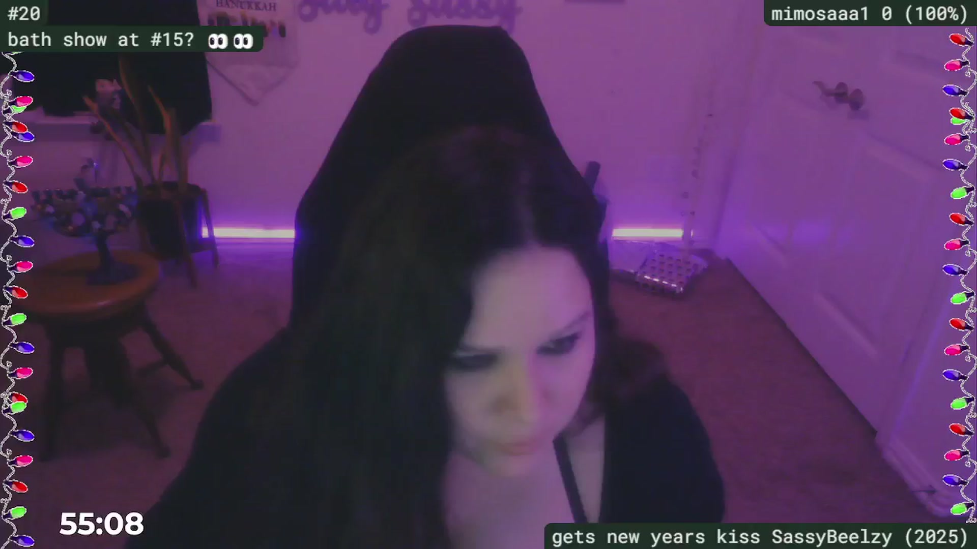 Gallery image thumbnail from HanukkahHoe's myfreecams stream on, 01/01/2025, 24:01 image 2 of 20