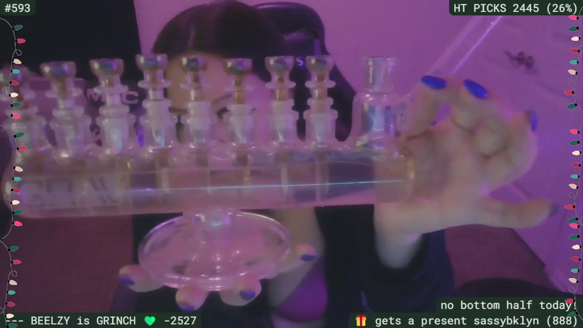 Gallery image thumbnail from HanukkahHoe's myfreecams stream on, 12/10/2025, 02:01 image 18 of 20