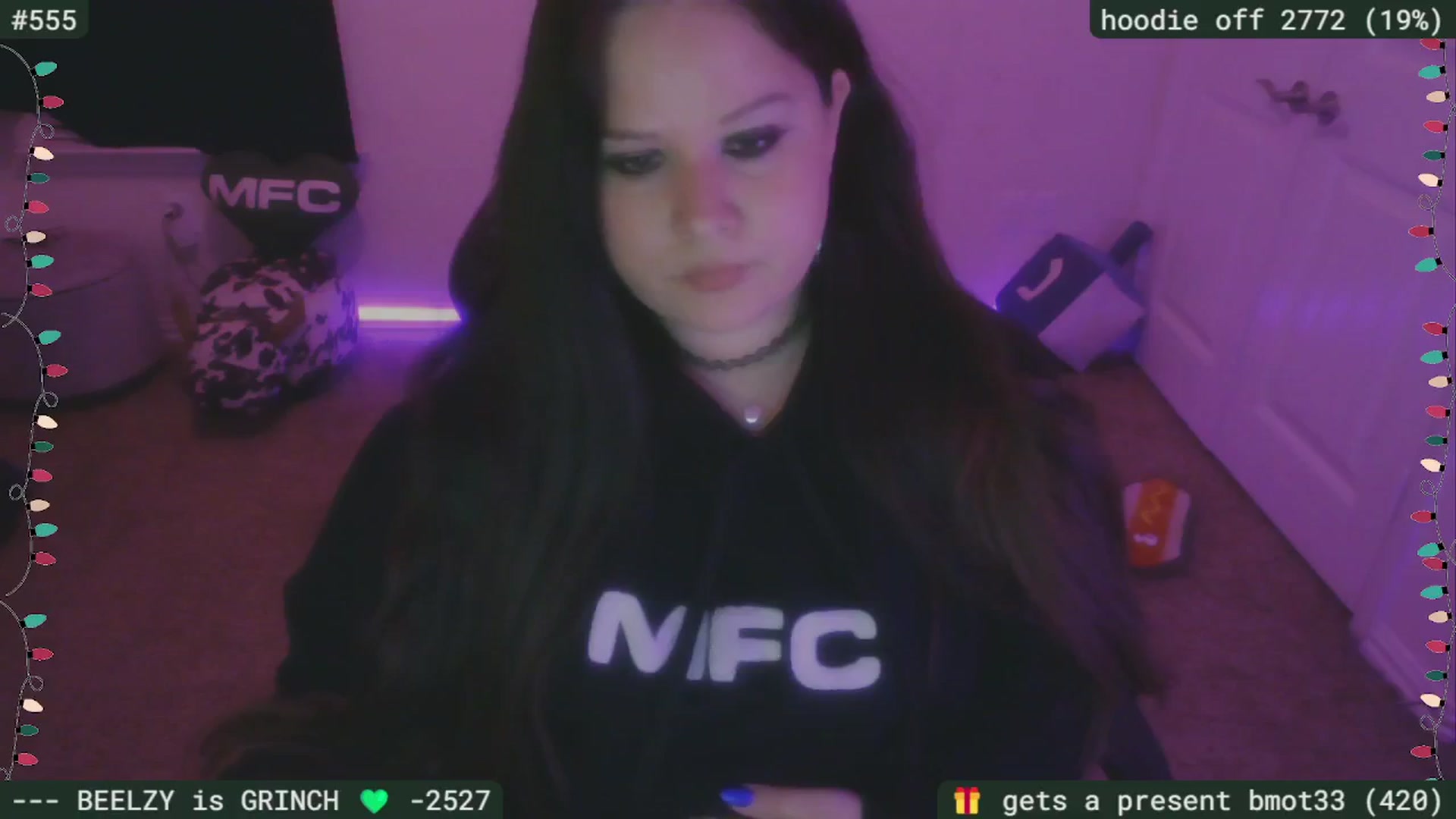 Gallery image thumbnail from HanukkahHoe's myfreecams stream on, 12/11/2025, 03:29 image 4 of 20