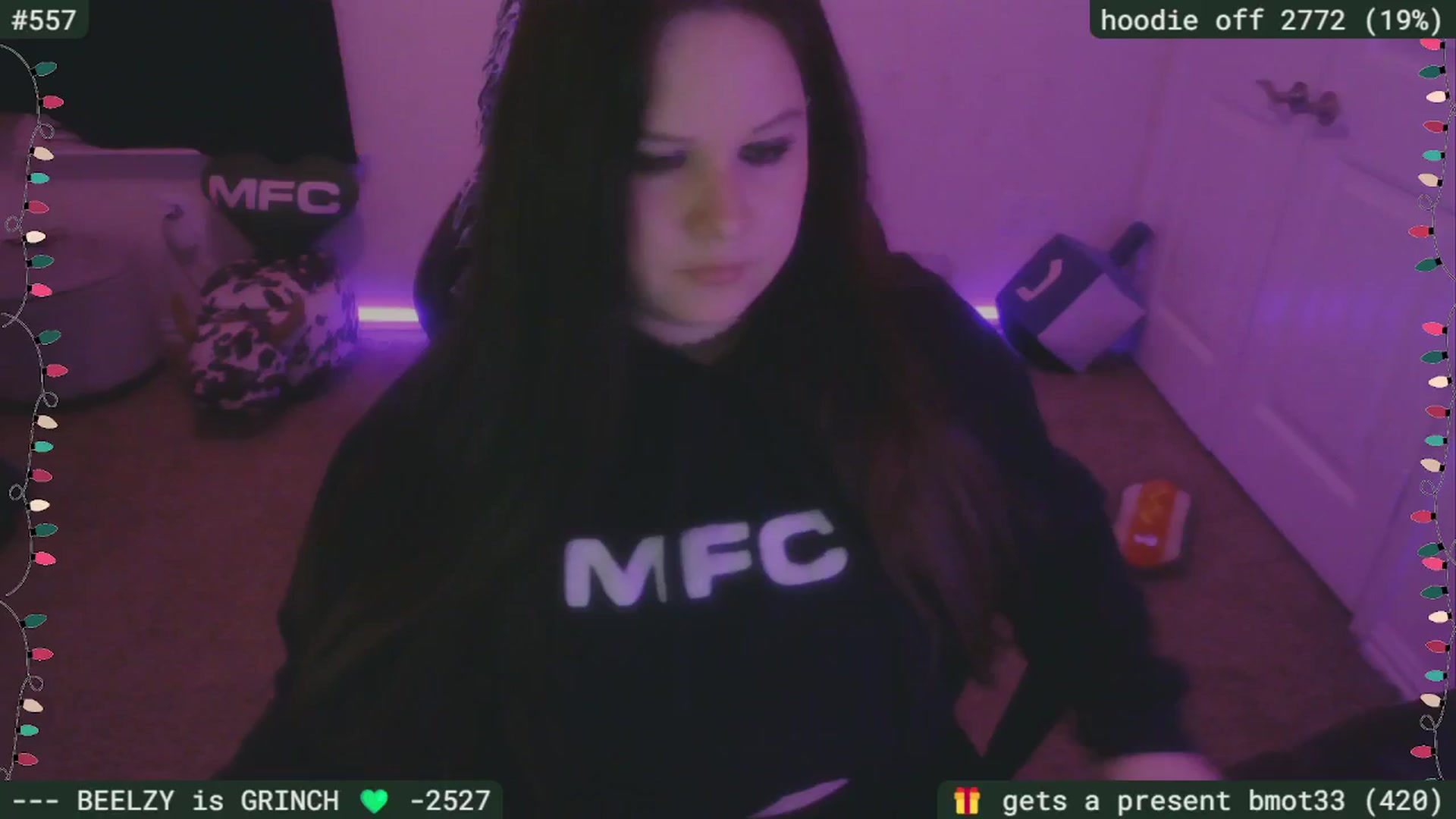 Gallery image thumbnail from HanukkahHoe's myfreecams stream on, 12/11/2025, 03:29 image 12 of 20
