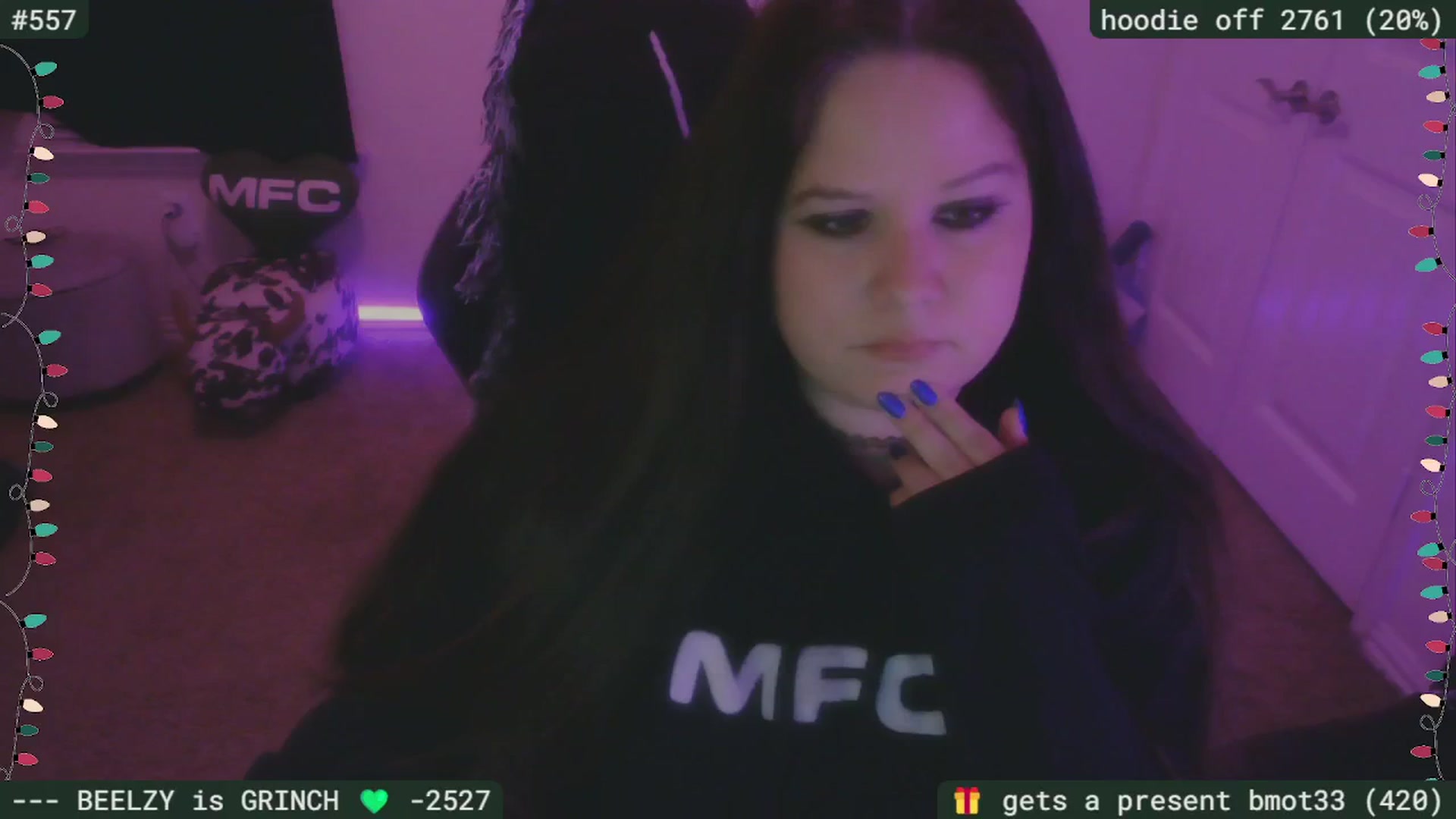 Gallery image thumbnail from HanukkahHoe's myfreecams stream on, 12/11/2025, 03:29 image 17 of 20