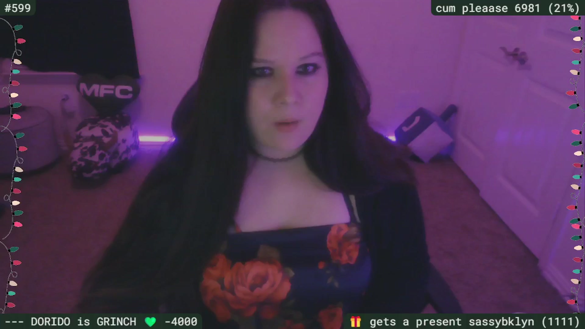 Gallery image thumbnail from HanukkahHoe's myfreecams stream on, 12/14/2025, 05:05 image 5 of 20