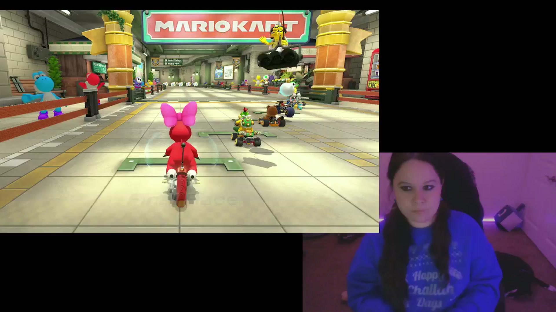 Gallery image thumbnail from HanukkahHoe's myfreecams stream on, 12/15/2025, 04:34 image 3 of 20