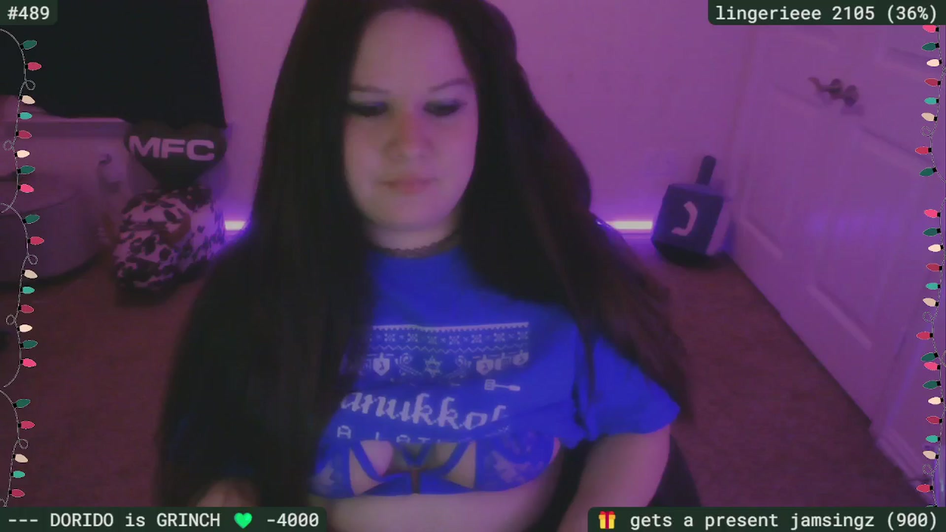Gallery image thumbnail from HanukkahHoe's myfreecams stream on, 12/16/2025, 04:44 image 19 of 20