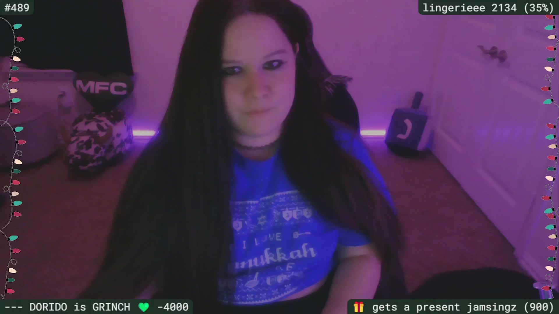 Gallery image thumbnail from HanukkahHoe's myfreecams stream on, 12/16/2025, 04:44 image 8 of 20