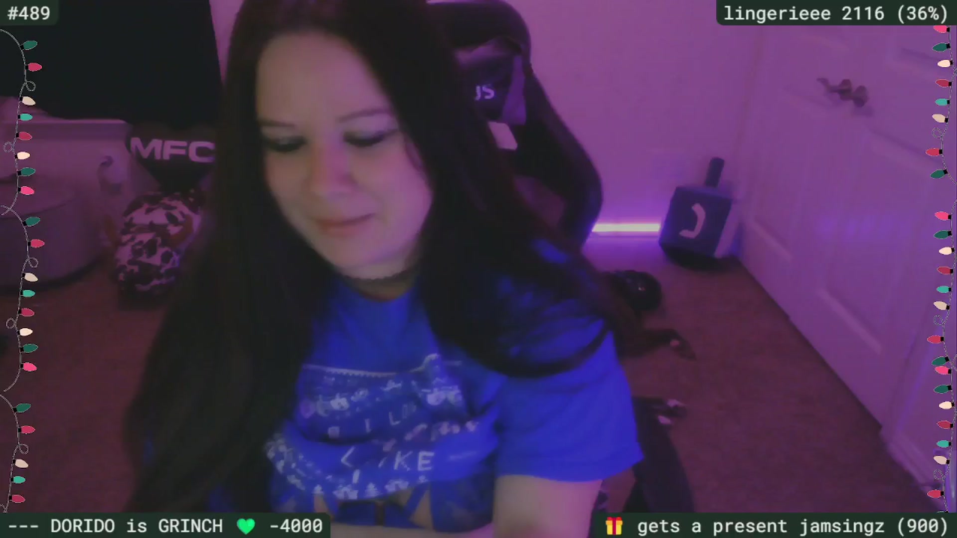 Gallery image thumbnail from HanukkahHoe's myfreecams stream on, 12/16/2025, 04:44 image 16 of 20