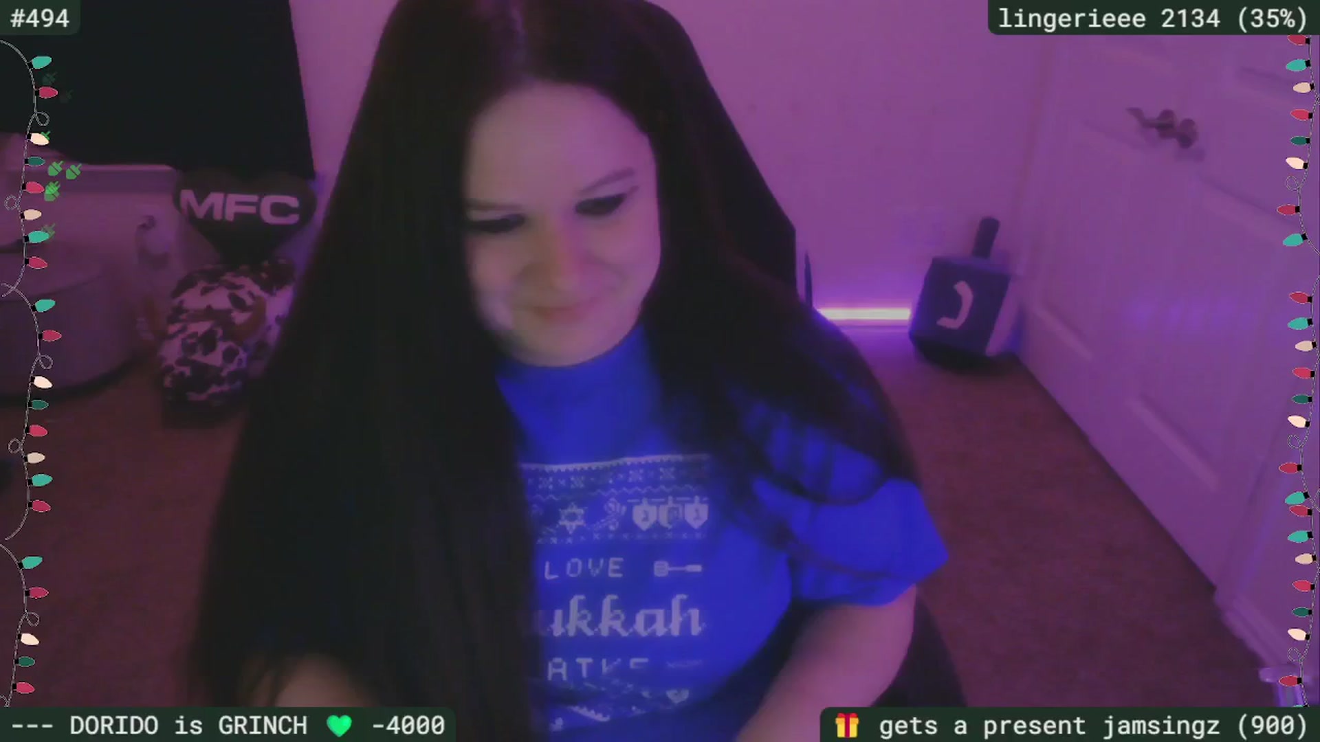 Gallery image thumbnail from HanukkahHoe's myfreecams stream on, 12/16/2025, 04:44 image 2 of 20