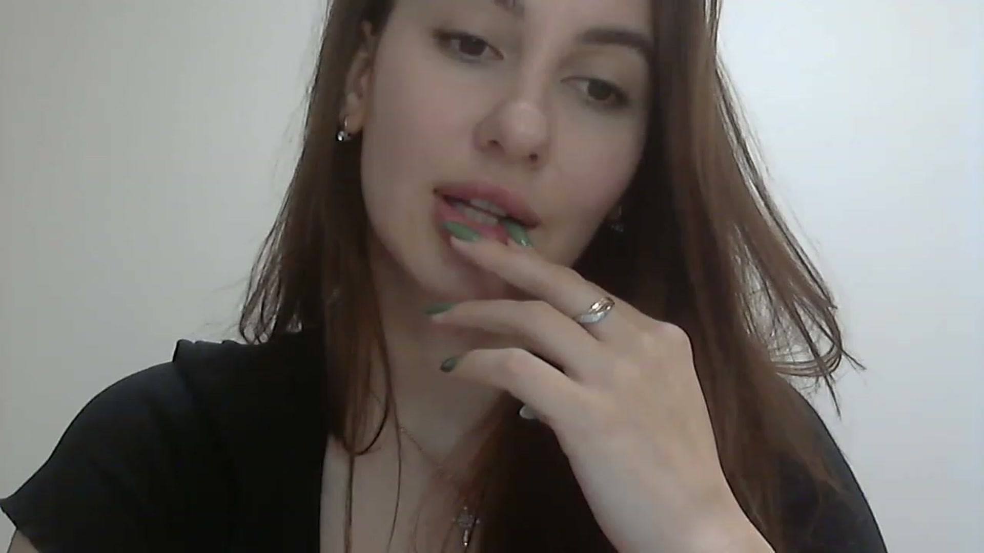 Gallery image thumbnail from HappinessInMe's myfreecams stream on, 12/08/2022, 16:13 image 10 of 20