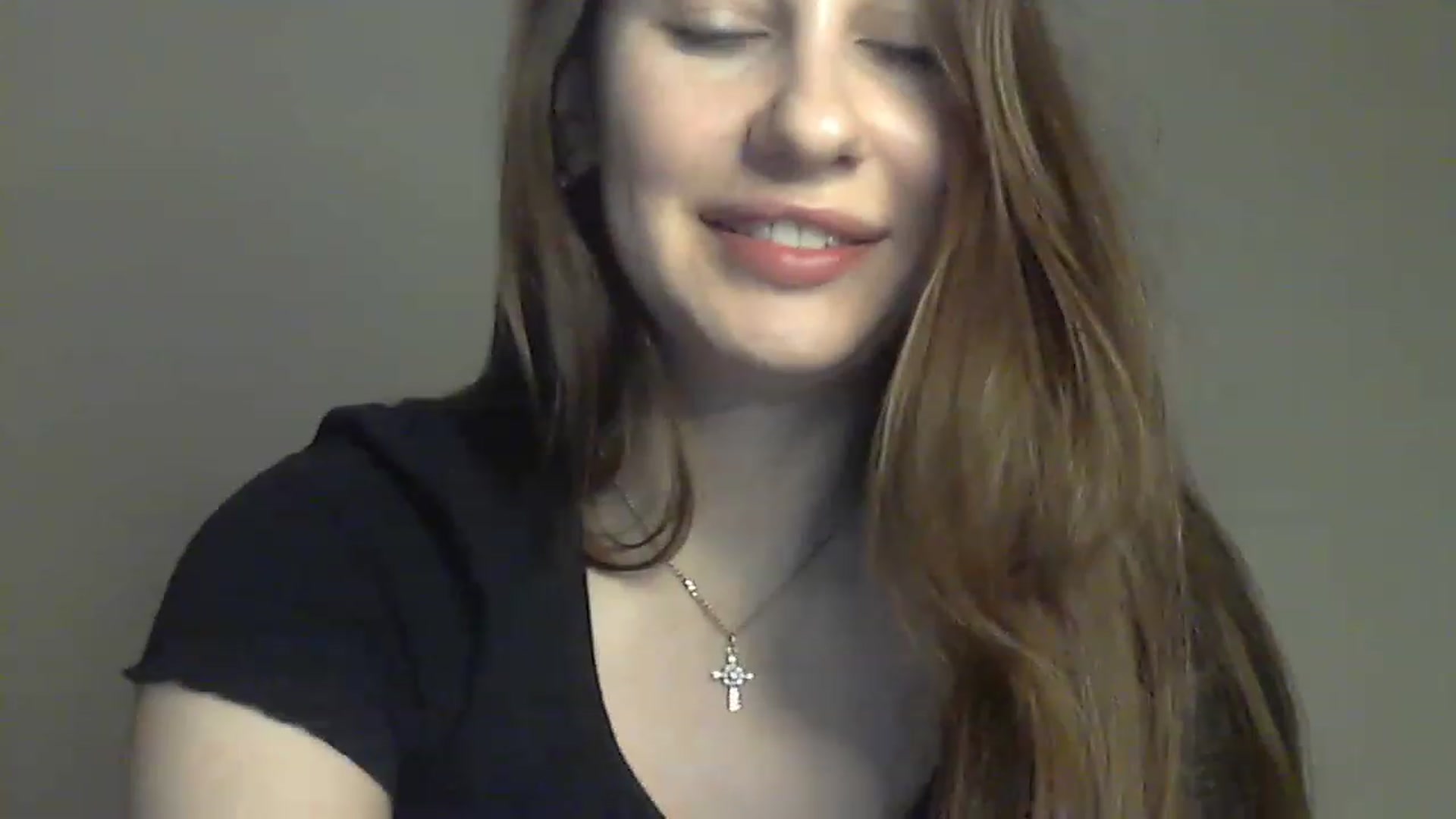 Gallery image thumbnail from HappinessInMe's myfreecams stream on, 12/21/2022, 14:45 image 19 of 20