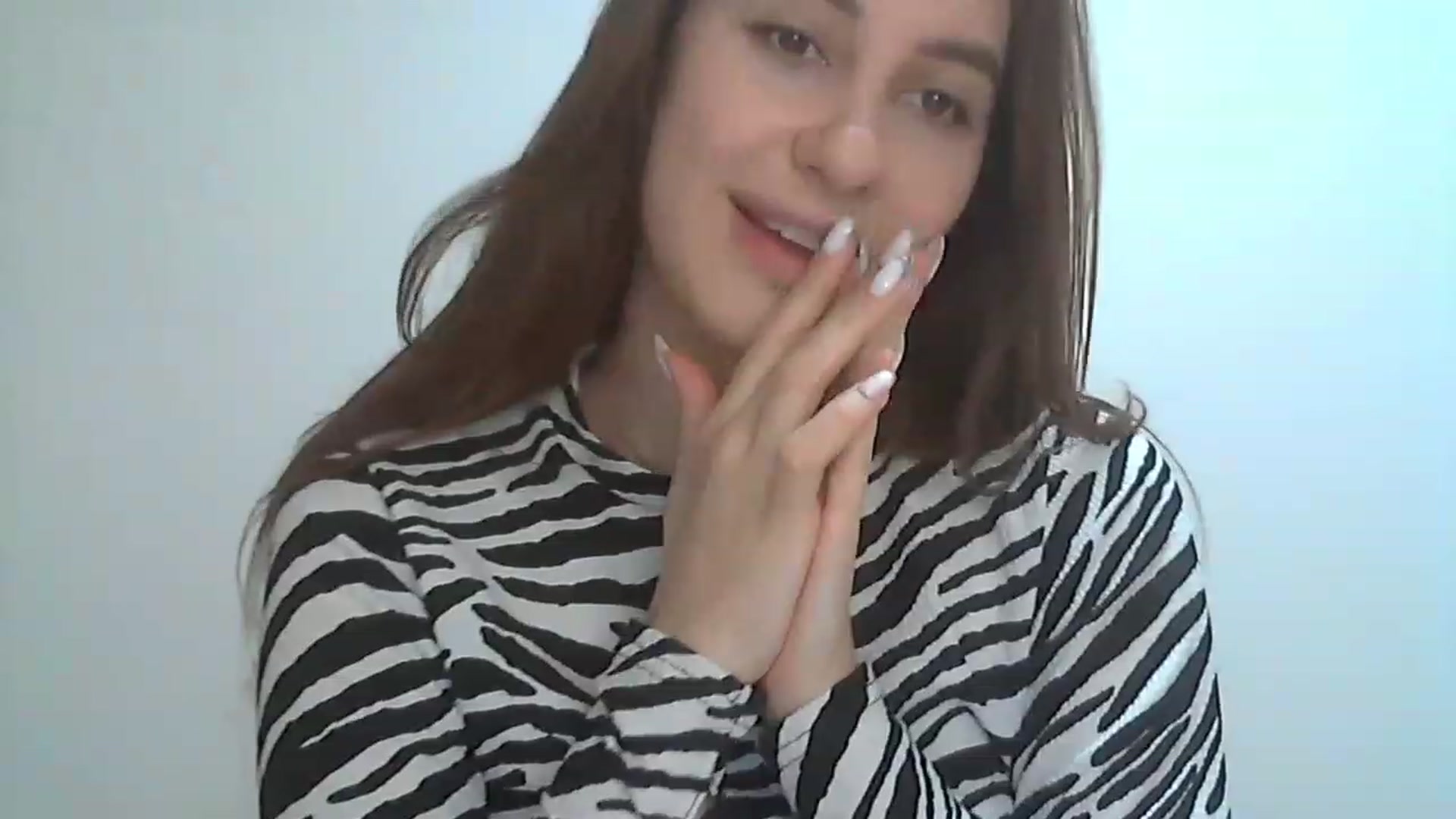 Gallery image thumbnail from HappinessInMe's myfreecams stream on, 01/08/2023, 15:28 image 6 of 20