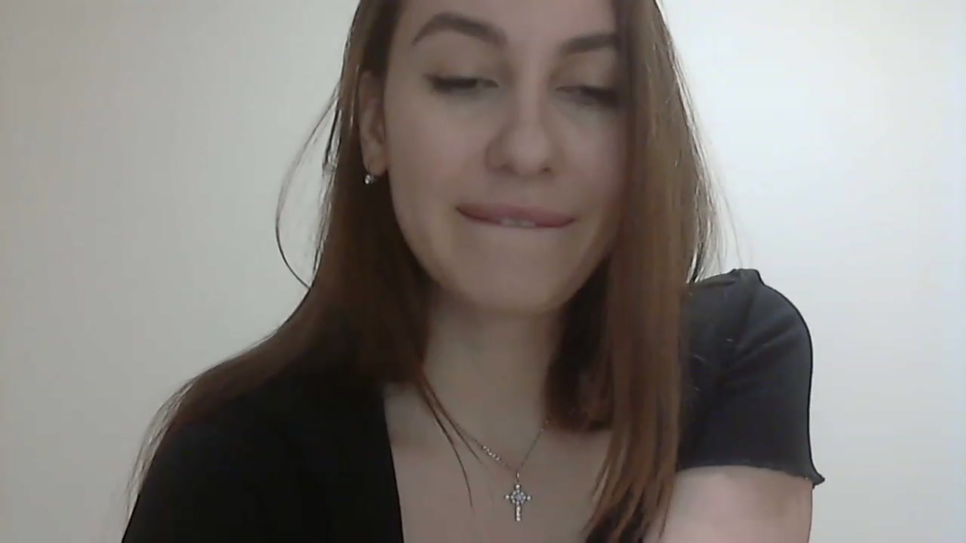 Gallery image thumbnail from HappinessInMe's myfreecams stream on, 02/07/2023, 15:34 image 14 of 20
