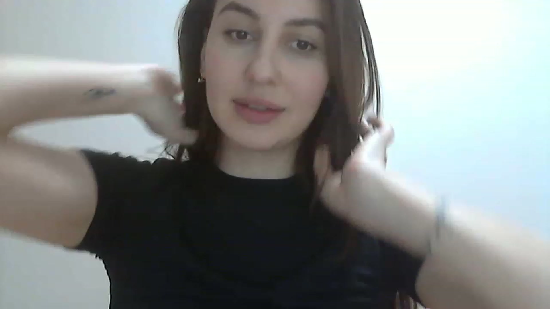 Gallery image thumbnail from HappinessInMe's myfreecams stream on, 02/18/2023, 15:55 image 18 of 20