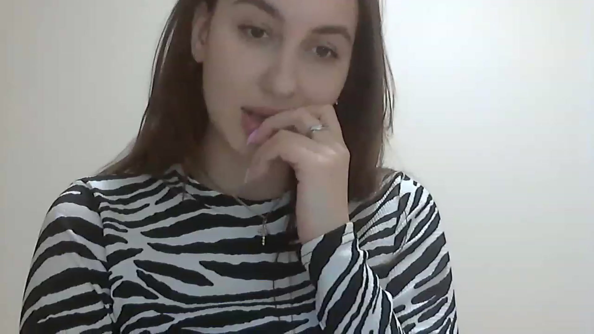Gallery image thumbnail from HappinessInMe's myfreecams stream on, 02/26/2023, 15:39 image 14 of 20