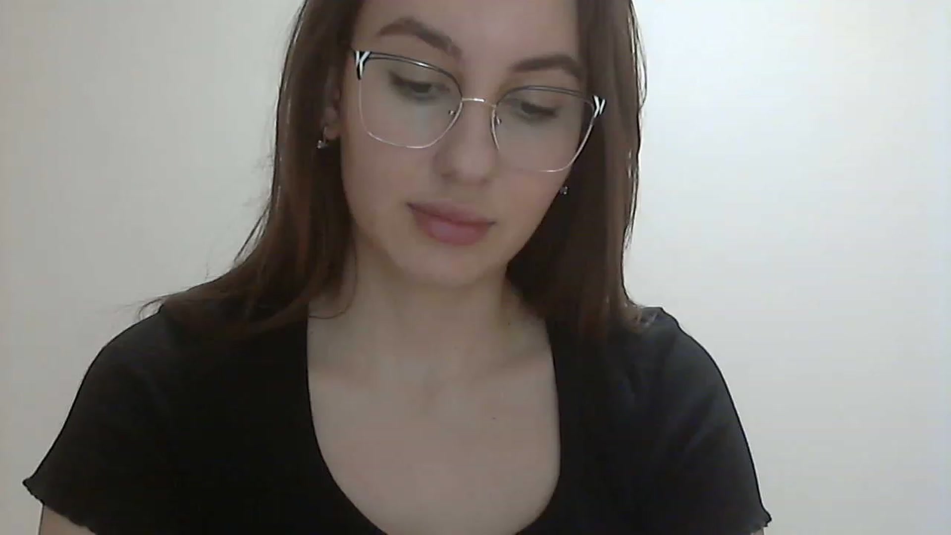 Gallery image thumbnail from HappinessInMe's myfreecams stream on, 03/10/2023, 16:00 image 12 of 20