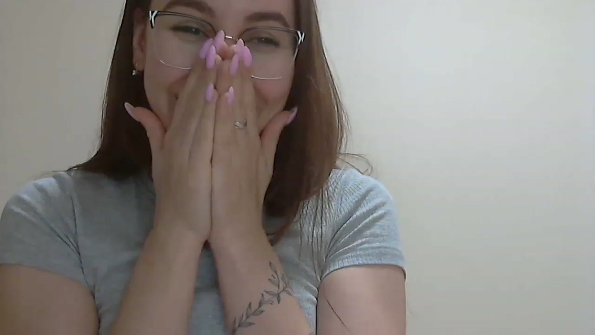 Gallery image thumbnail from HappinessInMe's myfreecams stream on, 03/12/2023, 15:17 image 13 of 20