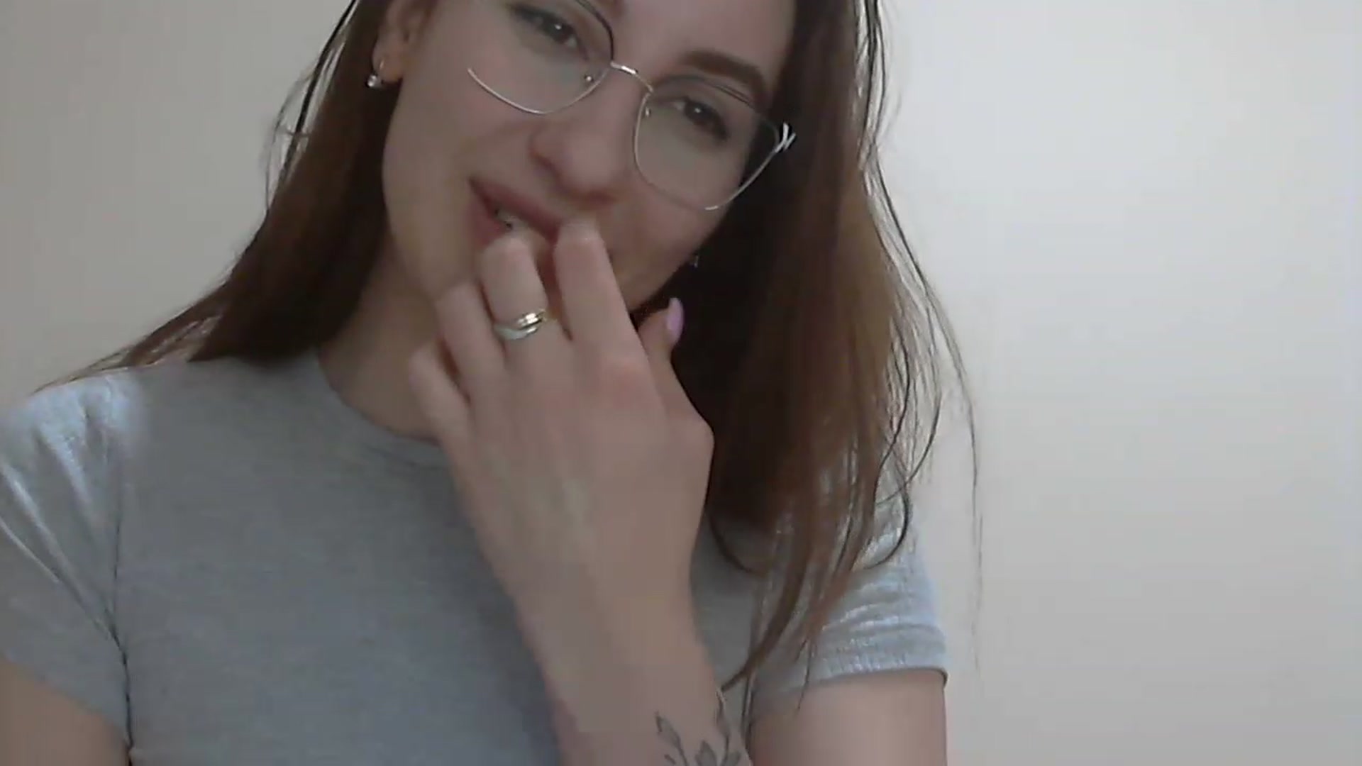 Gallery image thumbnail from HappinessInMe's myfreecams stream on, 03/12/2023, 15:17 image 12 of 20