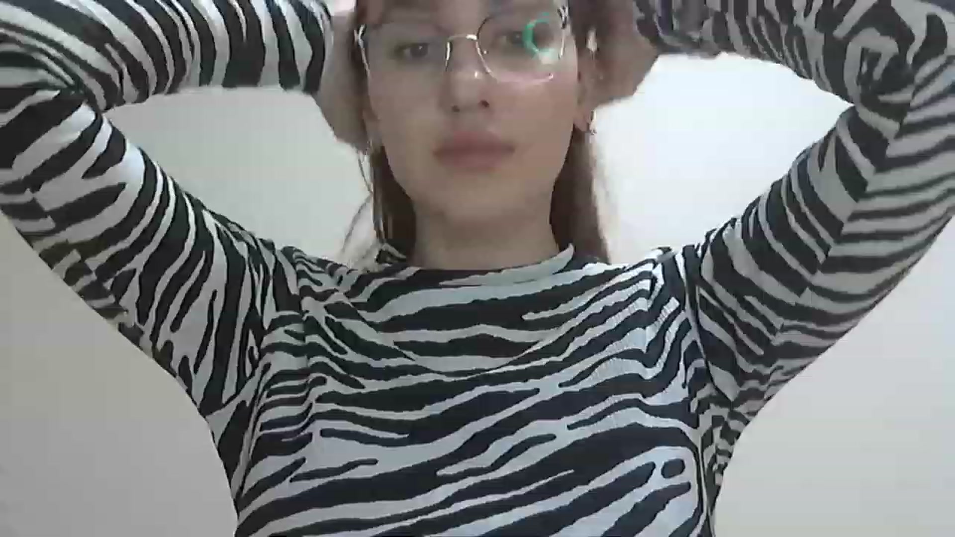 Gallery image thumbnail from HappinessInMe's myfreecams stream on, 03/14/2023, 19:53 image 10 of 20