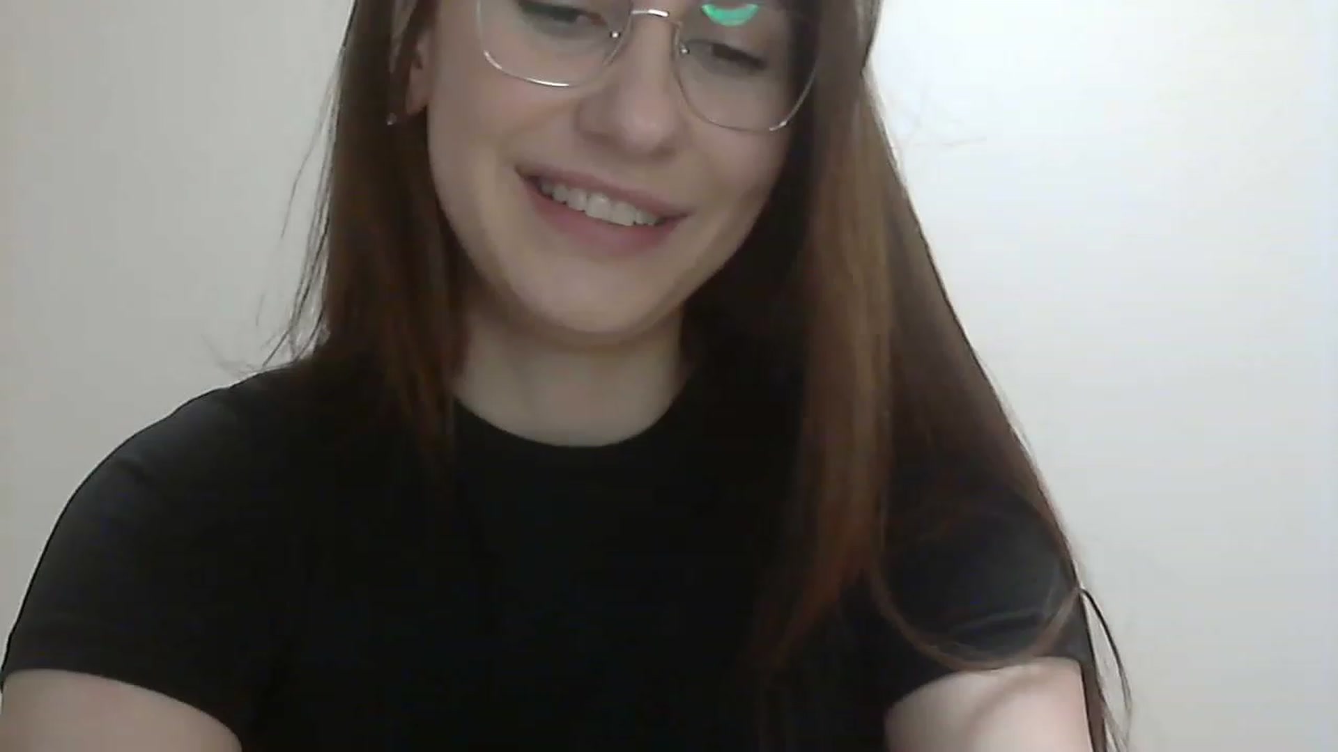 Gallery image thumbnail from HappinessInMe's myfreecams stream on, 03/21/2023, 18:11 image 12 of 20