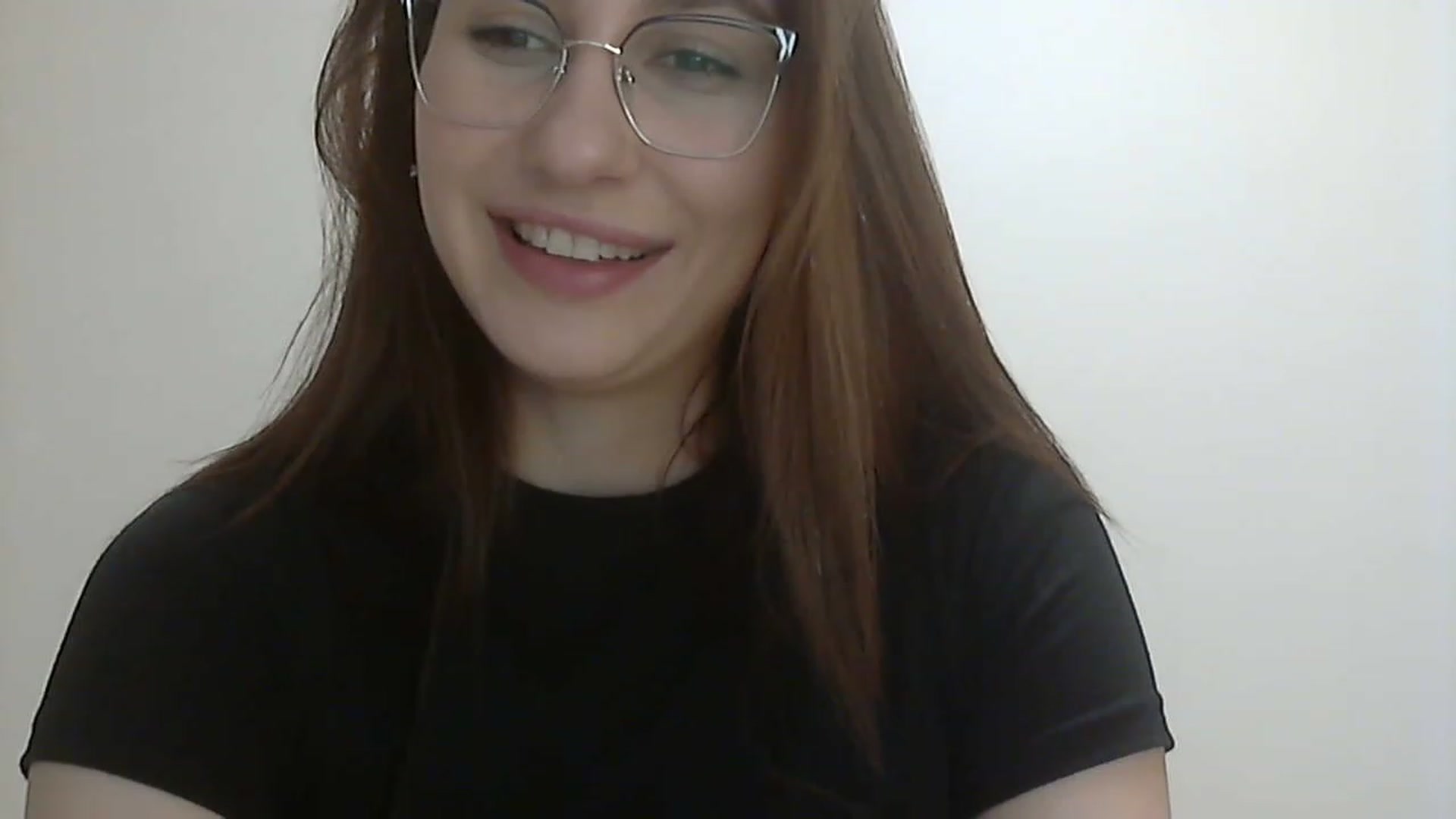 Gallery image thumbnail from HappinessInMe's myfreecams stream on, 03/21/2023, 18:11 image 3 of 20
