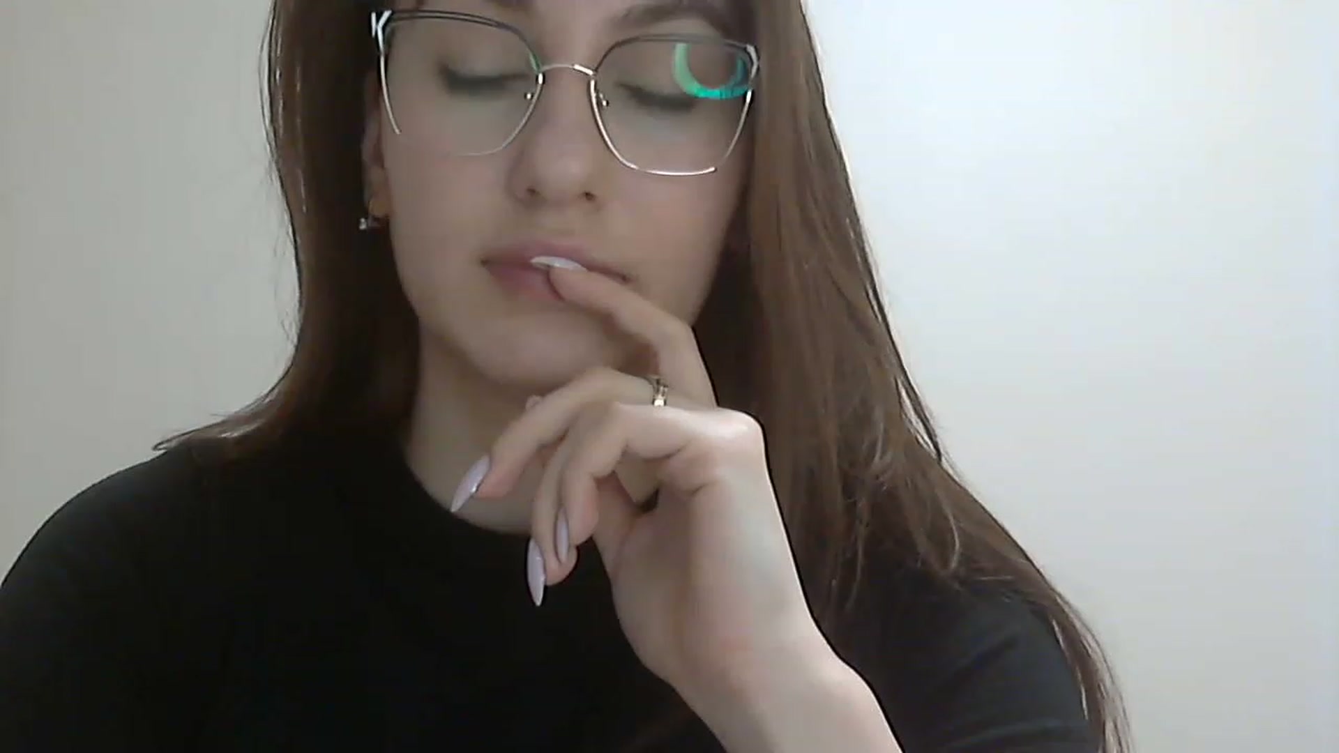 Gallery image thumbnail from HappinessInMe's myfreecams stream on, 03/22/2023, 15:36 image 11 of 20