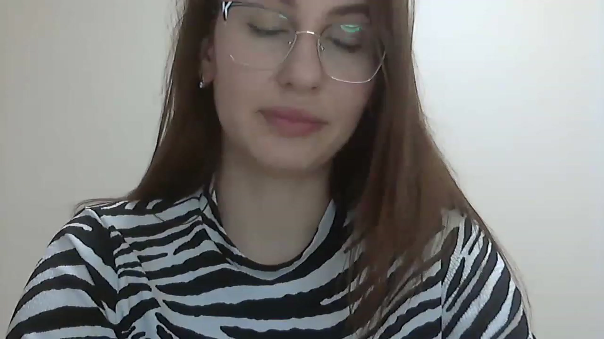 Gallery image thumbnail from HappinessInMe's myfreecams stream on, 04/02/2023, 15:51 image 12 of 20