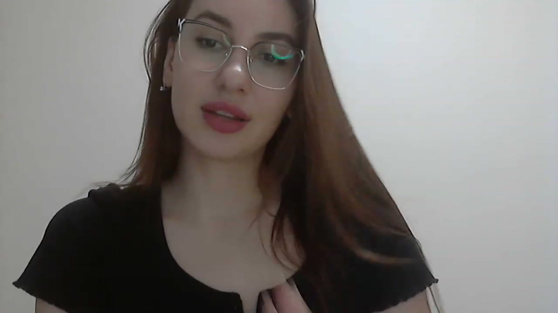 Gallery image thumbnail from HappinessInMe's myfreecams stream on, 04/06/2023, 15:30 image 7 of 20