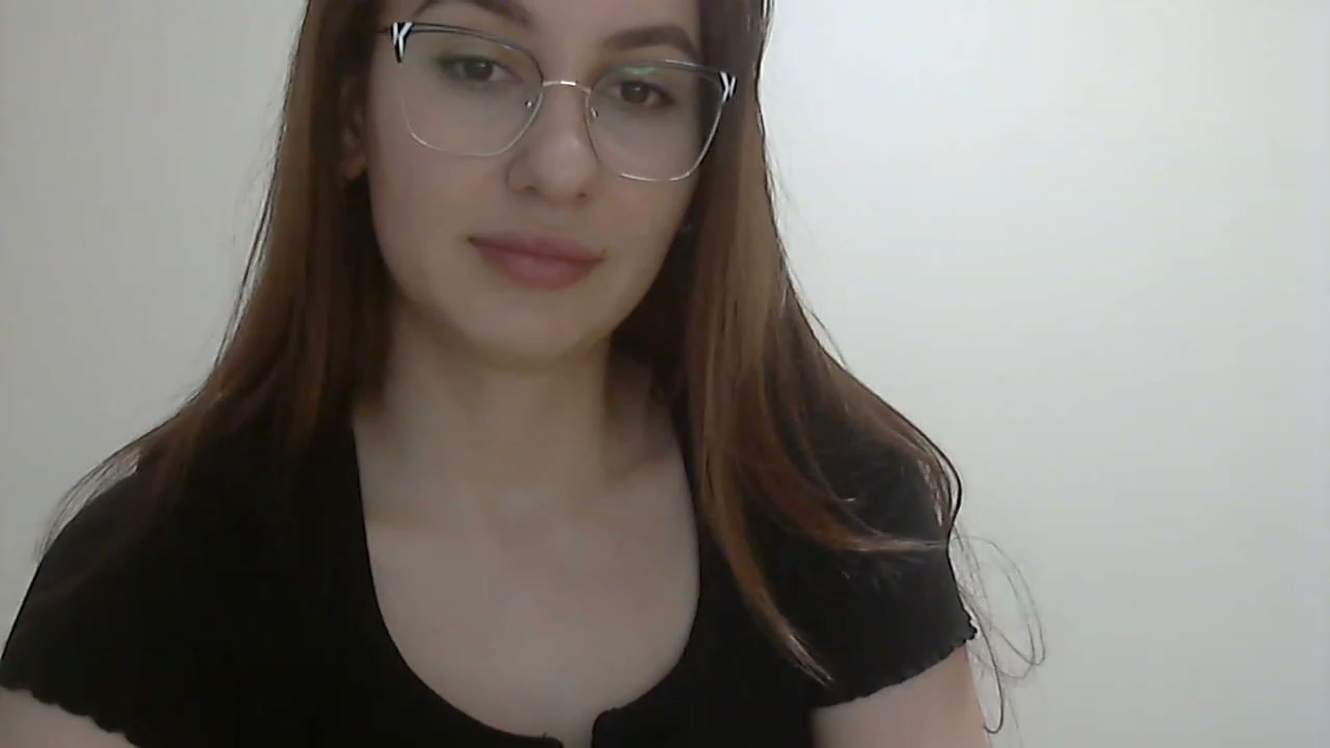 Gallery image thumbnail from HappinessInMe's myfreecams stream on, 04/06/2023, 15:30 image 3 of 20