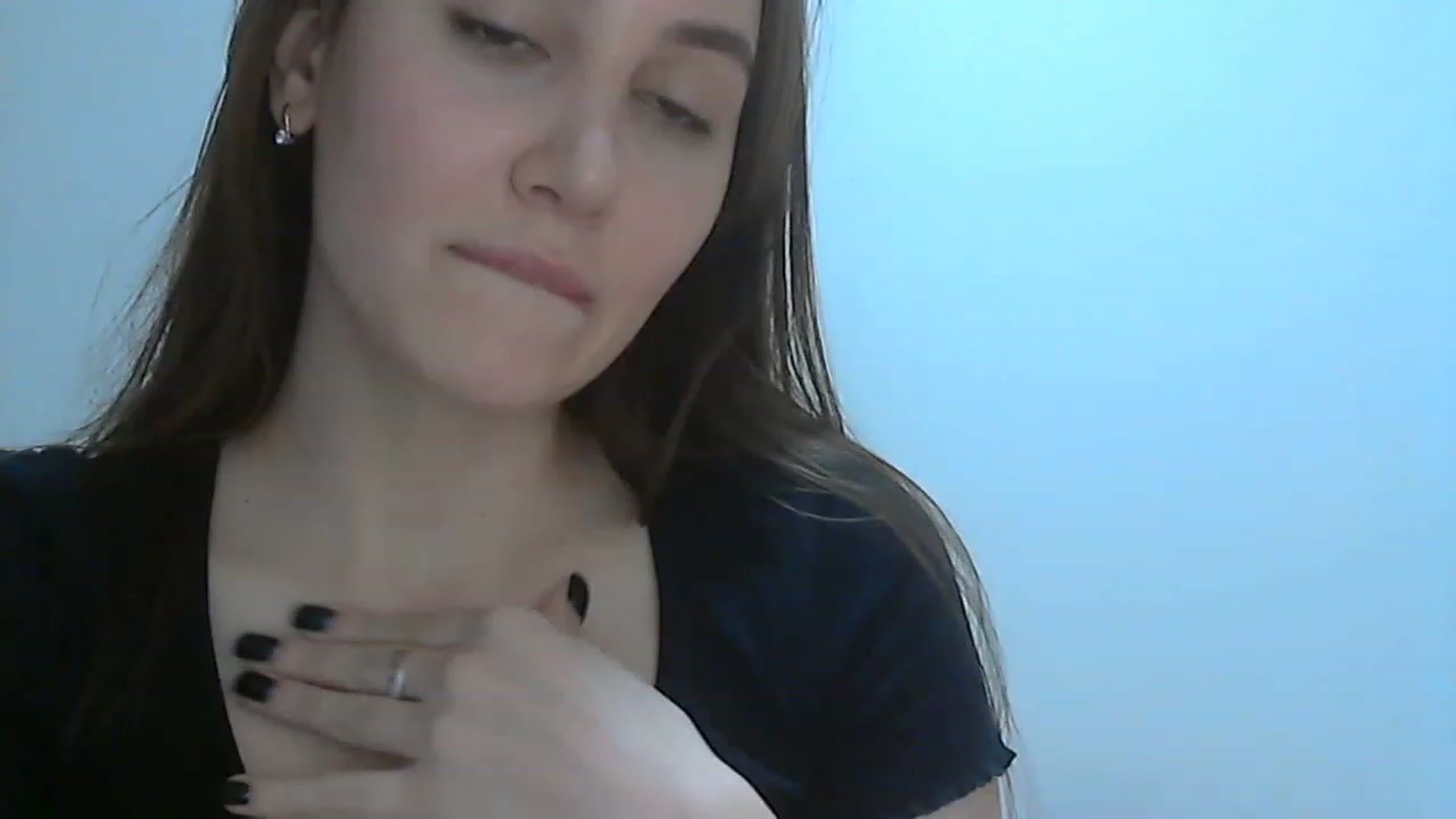 Gallery image thumbnail from HappinessInMe's myfreecams stream on, 04/29/2023, 13:36 image 18 of 20