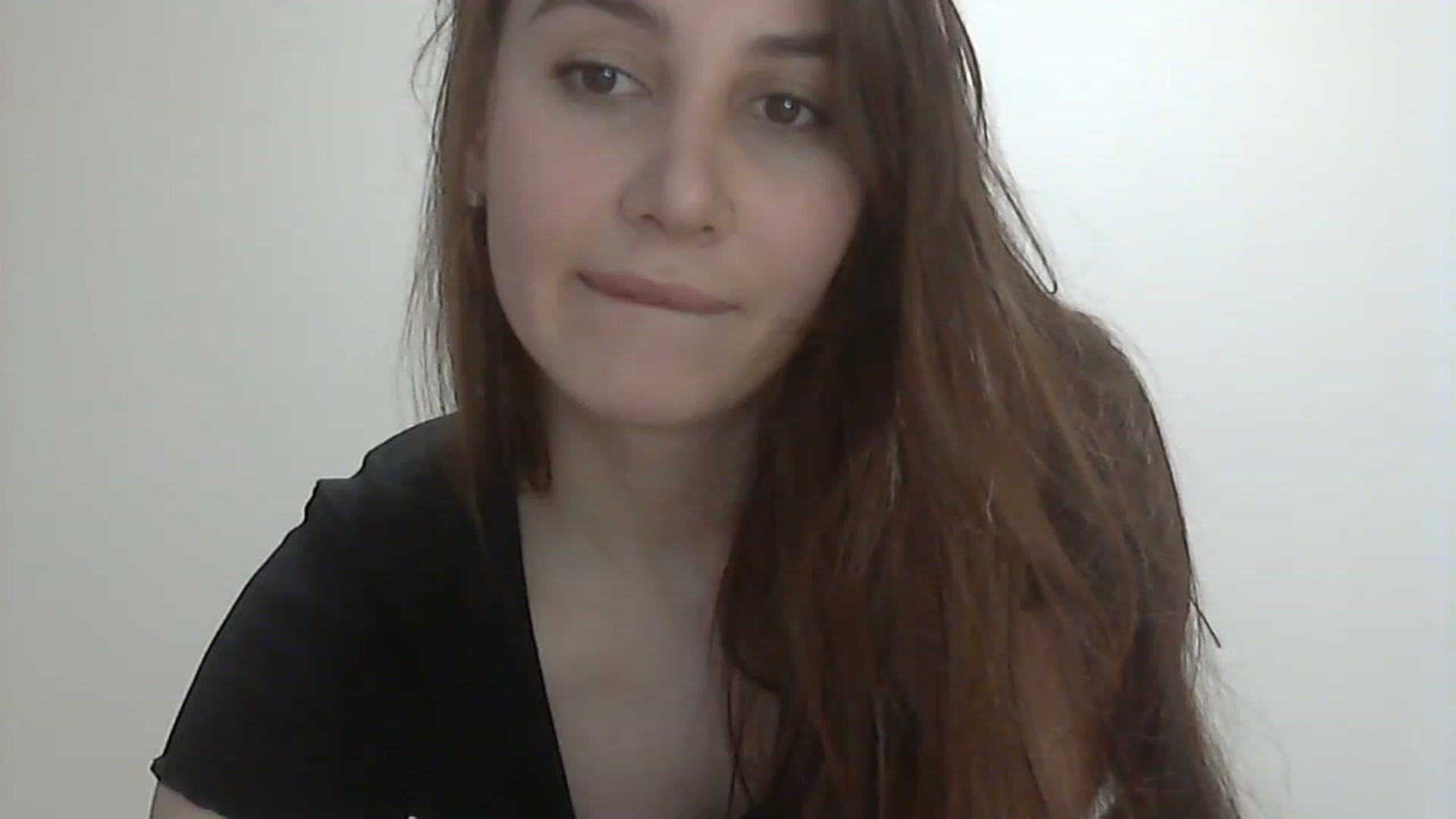 Gallery image thumbnail from HappinessInMe's myfreecams stream on, 05/01/2023, 14:21 image 14 of 20