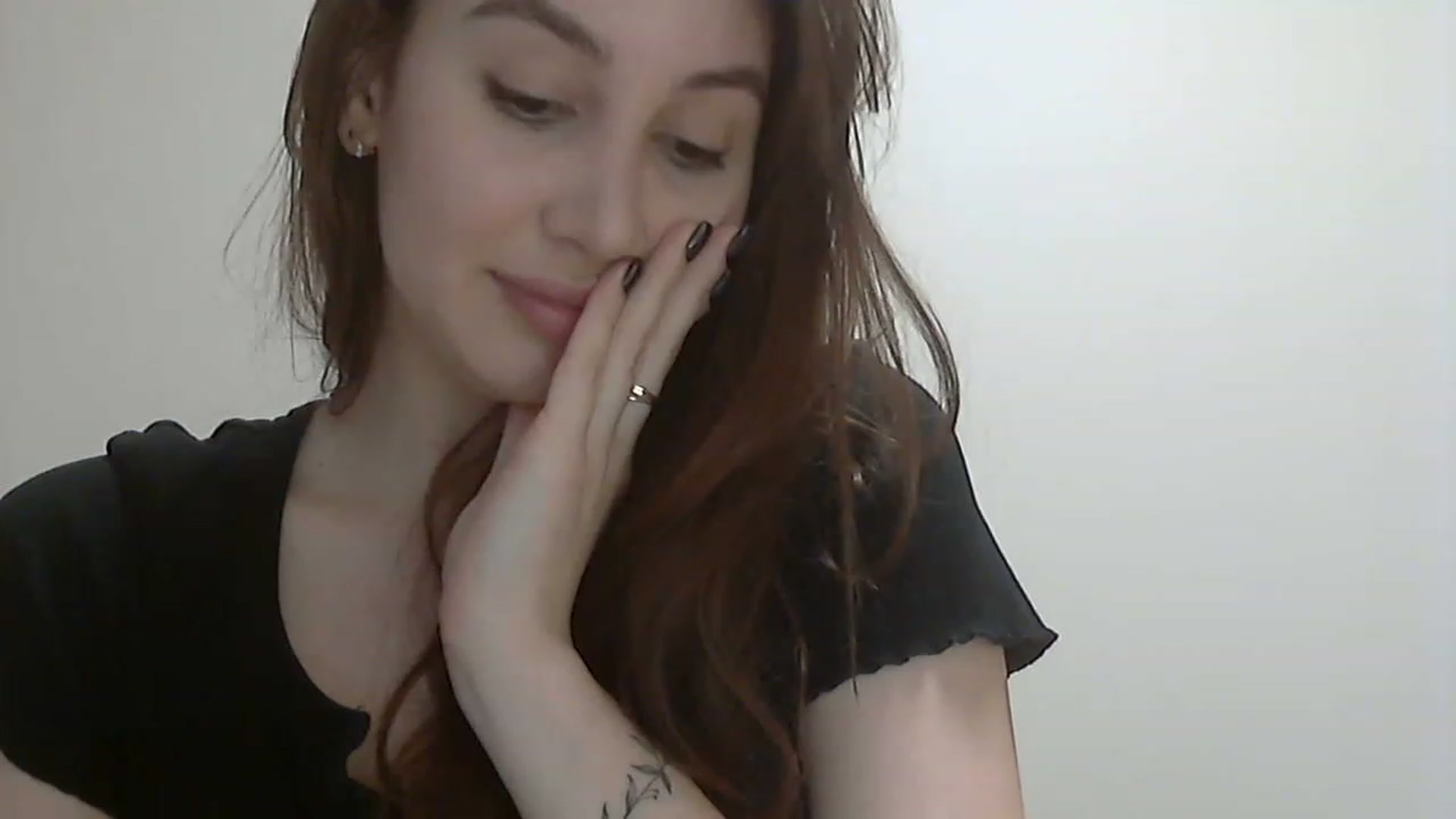 Gallery image thumbnail from HappinessInMe's myfreecams stream on, 05/01/2023, 14:21 image 3 of 20