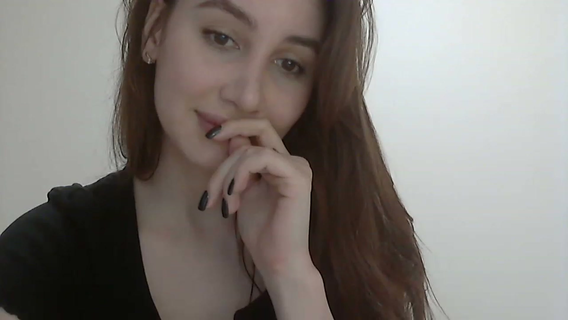 Gallery image thumbnail from HappinessInMe's myfreecams stream on, 05/01/2023, 14:21 image 8 of 20