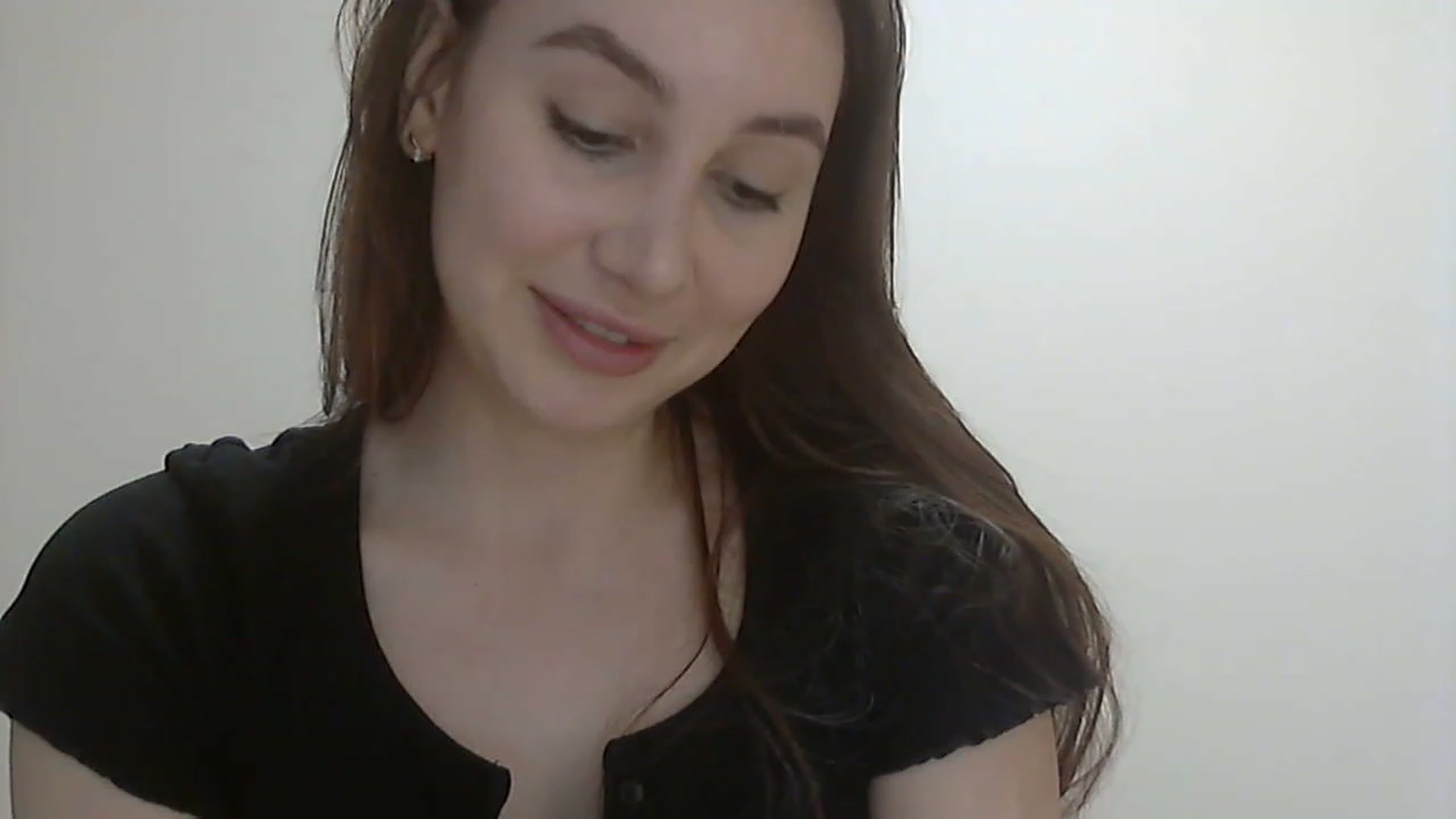 Gallery image thumbnail from HappinessInMe's myfreecams stream on, 05/01/2023, 14:21 image 5 of 20