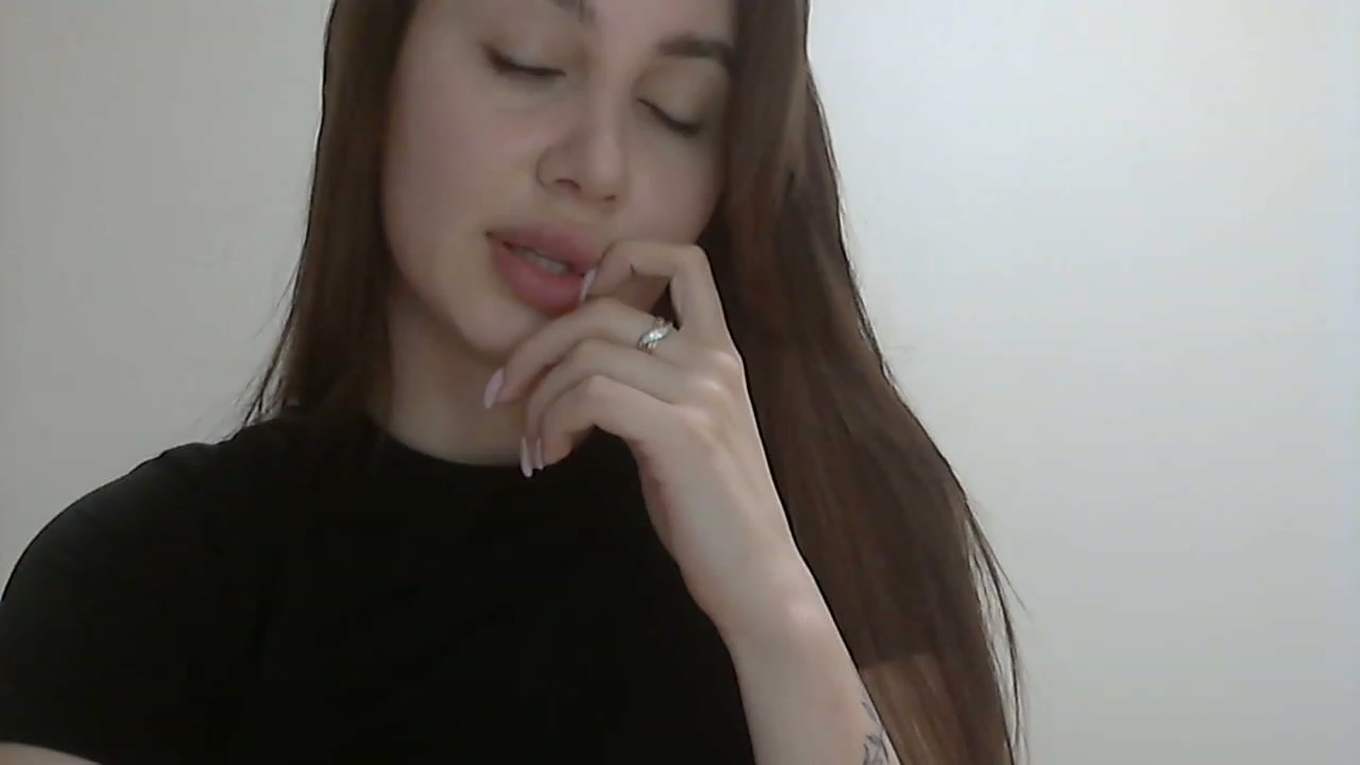 Gallery image thumbnail from HappinessInMe's myfreecams stream on, 05/27/2023, 15:47 image 2 of 20